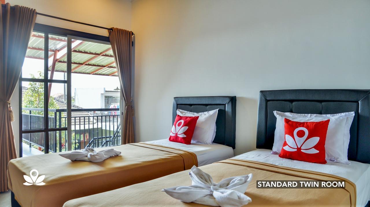 Ndalem Sorogenen Guesthouse Yogyakarta Exteriér fotografie